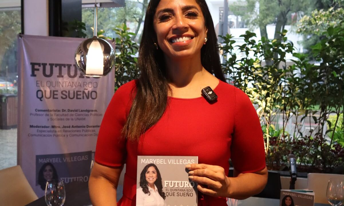 Marybel Villegas presenta su libro Futuro, el Quintana Roo que sueño